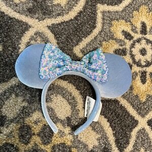 RARE Disney Parks Cornflower Blue Sequin Suede Velvet Minnie Mouse Ears Headband